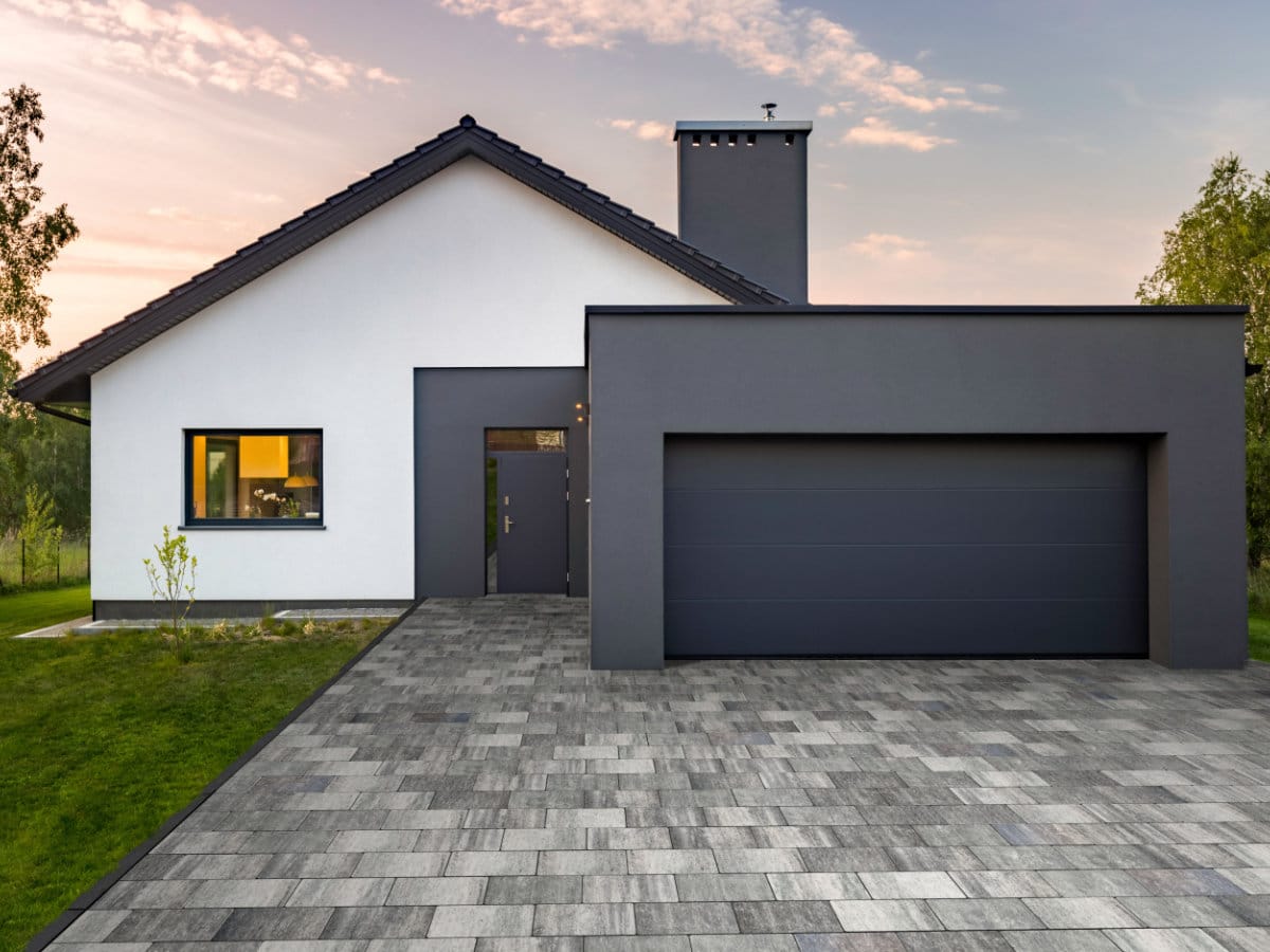 dom z garażem